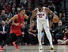 IM体育下载-76人爆冷黄蜂，西蒙斯送出助攻