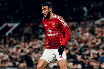 IM体育注册链接-曼联主场击败南安普顿，终结连败