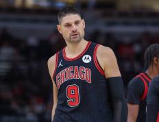 IM体育App下载-76人翻盘公牛，武切维奇刷新纪录的简单介绍