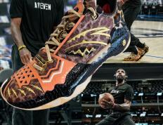 IM体育官方平台-热火碾压骑士，欧文高光表现的简单介绍