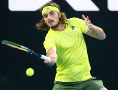 IM体育社区互动入口-澳网绝杀年终总决赛，西西帕斯刷新纪录