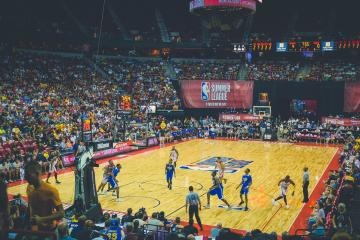 IM体育官网-当杰伦相遇，格林爆发映衬浙江速胜，篮球世界没有偶然