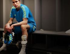 IM体育app-皮克爆发，哥伦比亚淘汰委内瑞拉背后的战术革命与精神密码