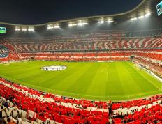 IM体育社区互动入口-当巴斯克铁骑遇上高卢雄鸡，内马尔的舞台，在圣塞巴斯蒂安夜空绽放