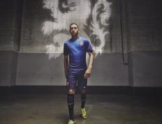 IM体育-2026世界杯焦点战，比利亚雷亚尔末节神奇带走罗马