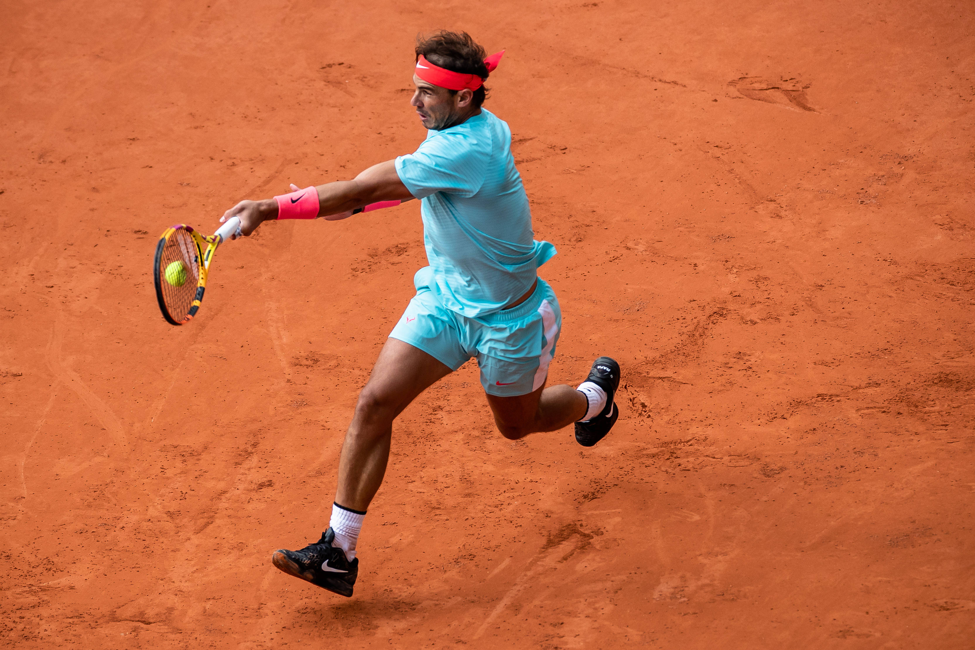 IM体育平台-欧洲网球队翻盘法国网球队,纳达尔惊艳世界