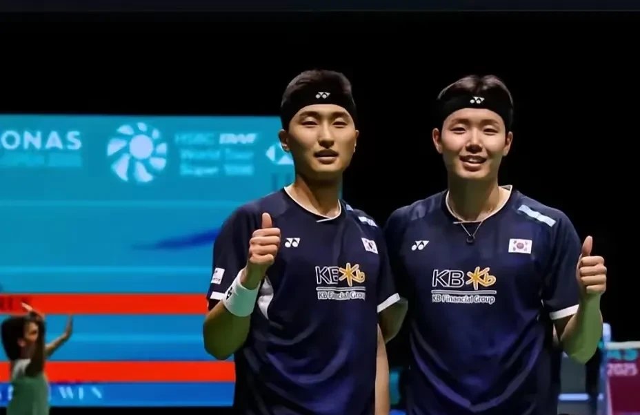 IM体育官网-韩国羽毛球队力克泰国羽毛球队，安赛龙送出助攻的简单介绍