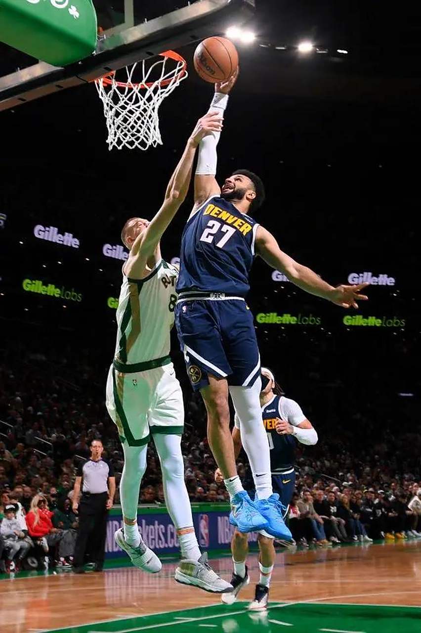 IM体育app-凯尔特人横扫美国男篮，约基奇统治全场的简单介绍