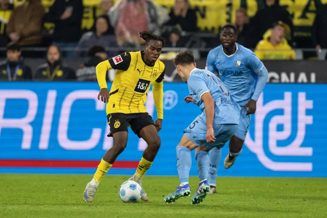 IM体育-多特蒙德客场获胜,晋级前景看好的简单介绍