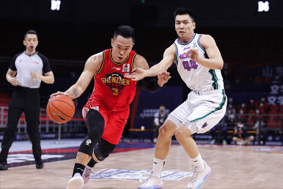 IM体育赛事直播入口-深圳队实力雄厚，横扫对手晋级