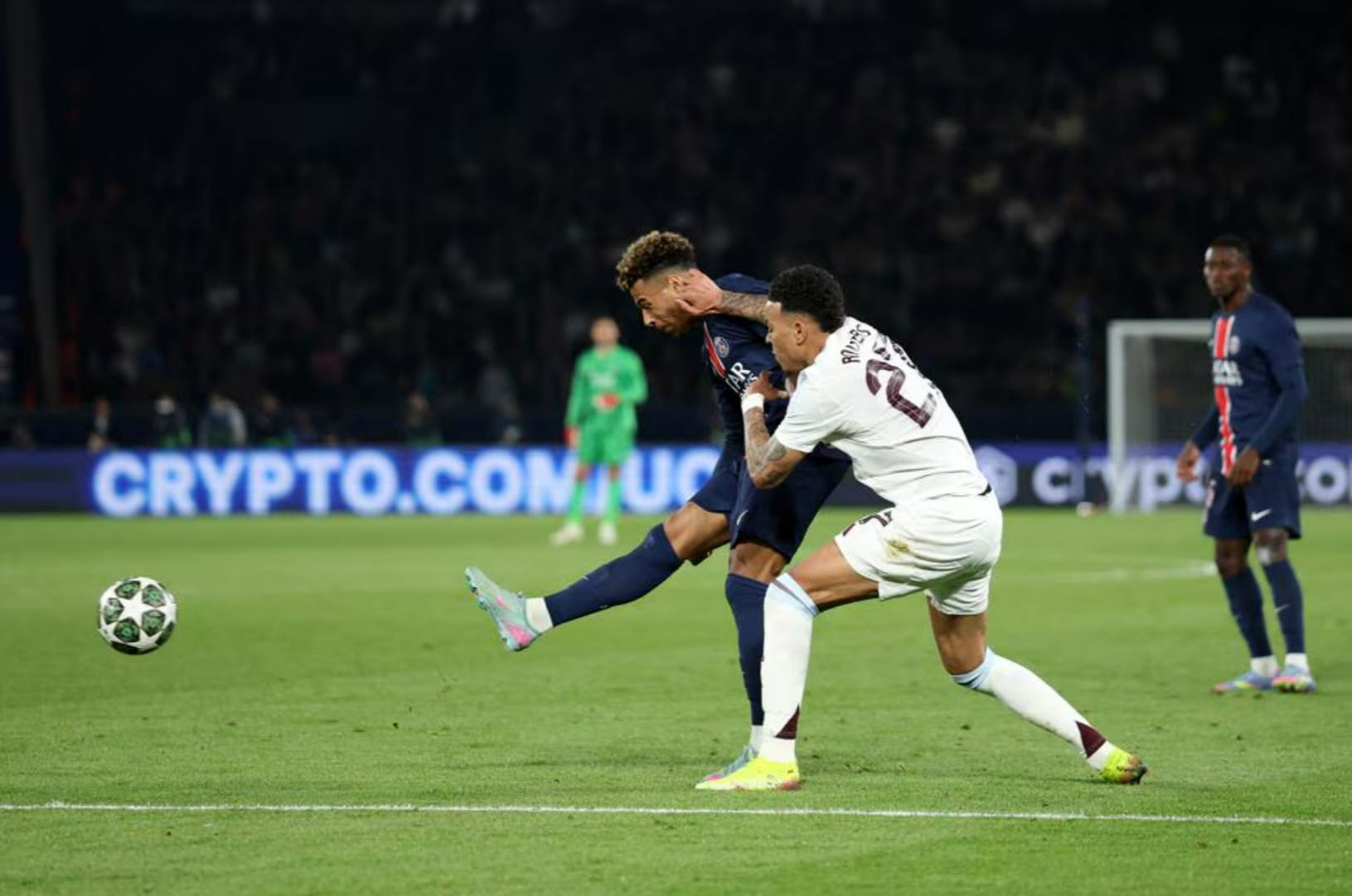 IM体育官方平台-法国在欧预赛中遭遇激烈对抗