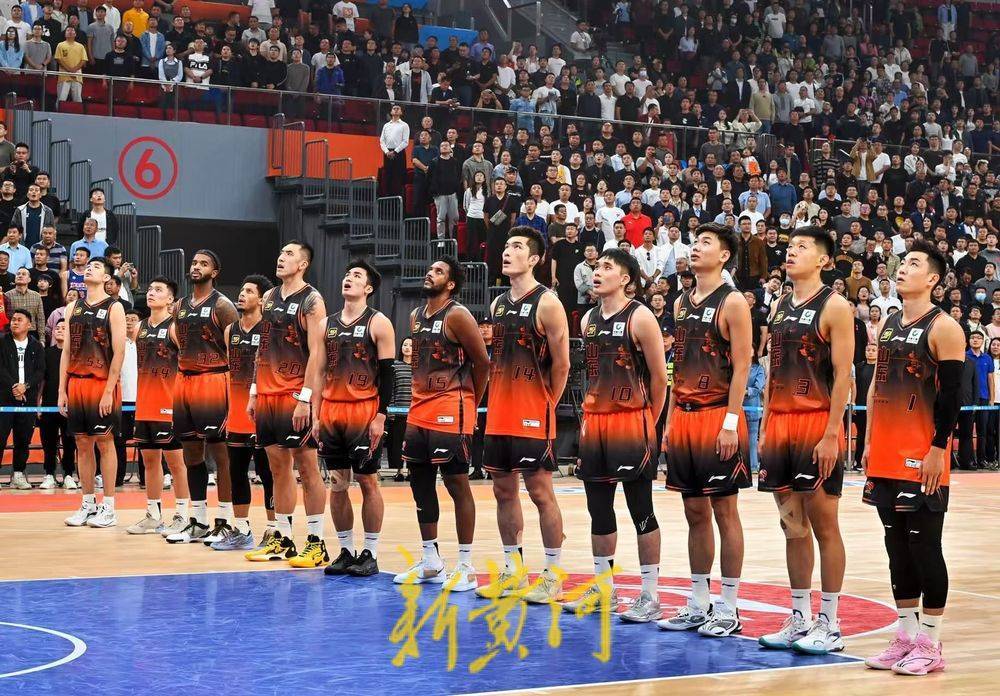 IM体育动画直播通道-广东队后防稳固，顽强拼搏取得一场胜利的简单介绍