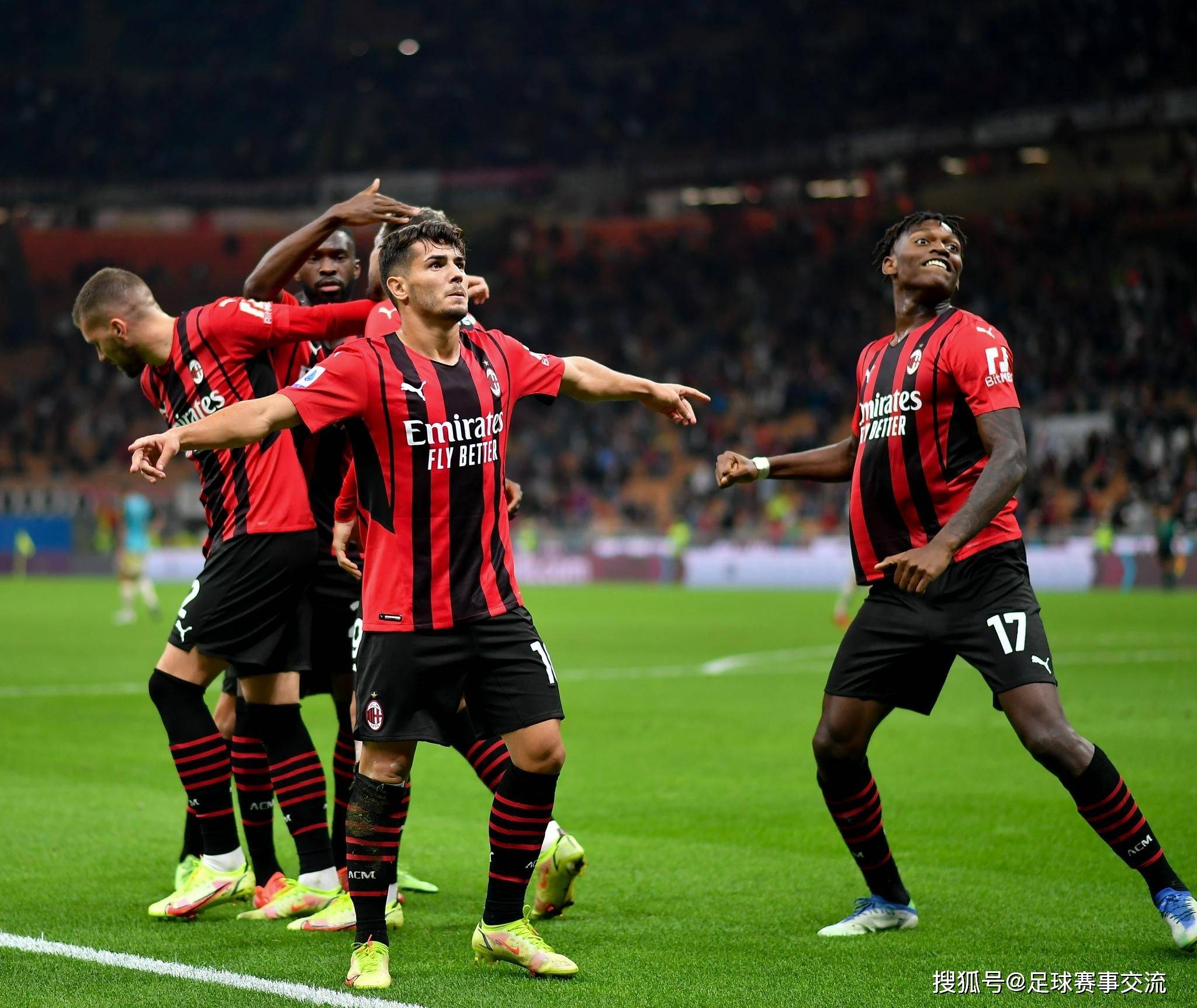 IM体育数据分析平台-莱比锡红牛碾压AC米兰,法比尼奥关键制胜的简单介绍