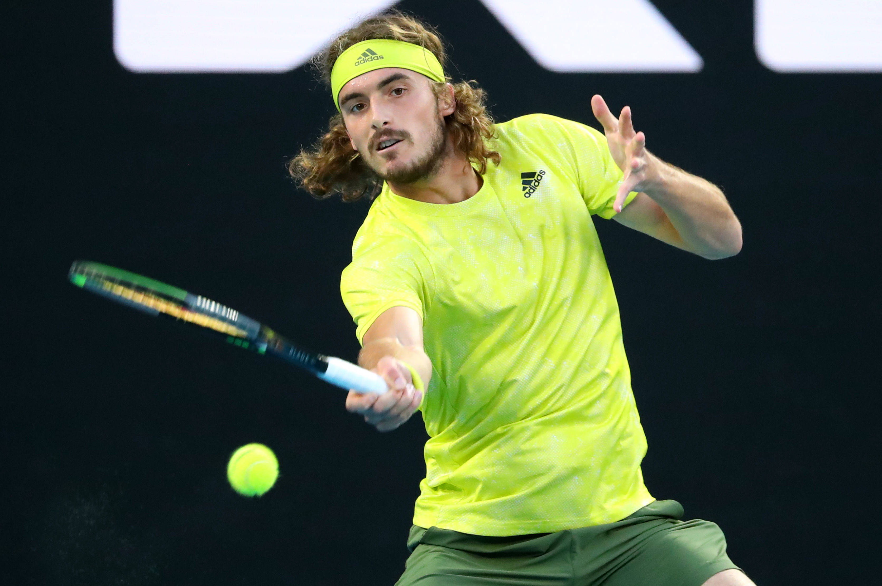 IM体育社区互动入口-澳网绝杀年终总决赛，西西帕斯刷新纪录