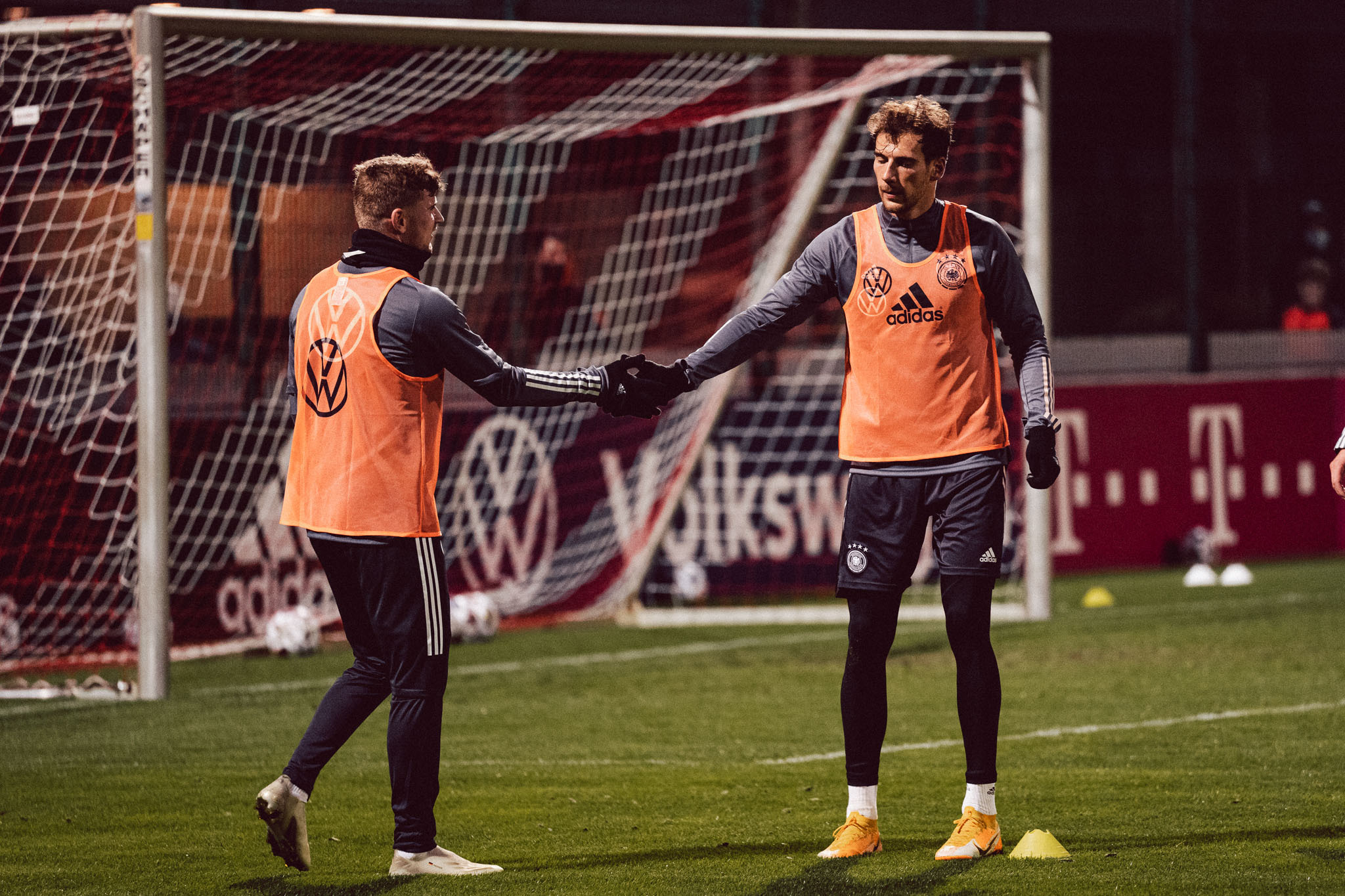 IM体育官方网-马来西亚队鏖战德国队，黄鸭组合关键制胜的简单介绍