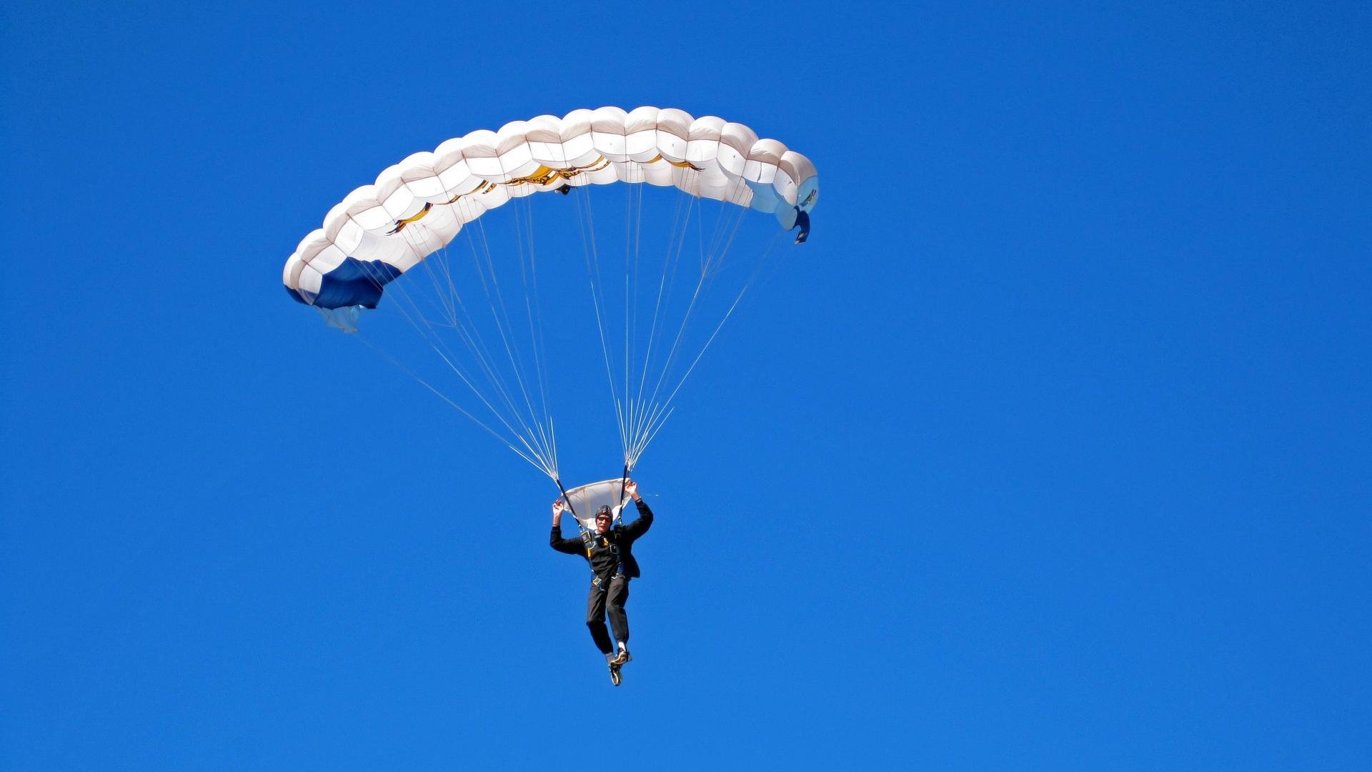 IM体育官网-绝境中的高卢雄鸡，郑思维率法国队逆转泰国，诠释体育精神的唯一性